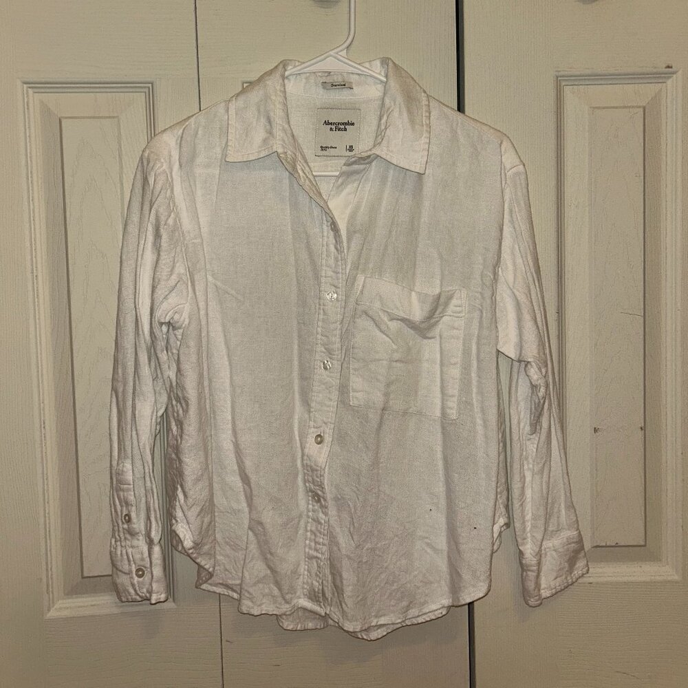 Women's Linen Abercrombie Button Down